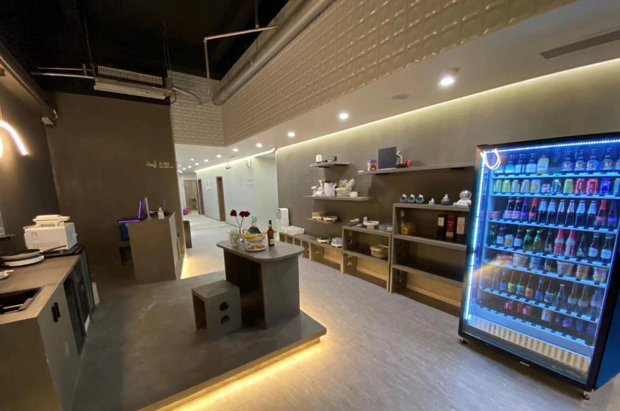 Puzzle Hotel Guangzhou Fenghuang New Village Subway Station מראה חיצוני תמונה