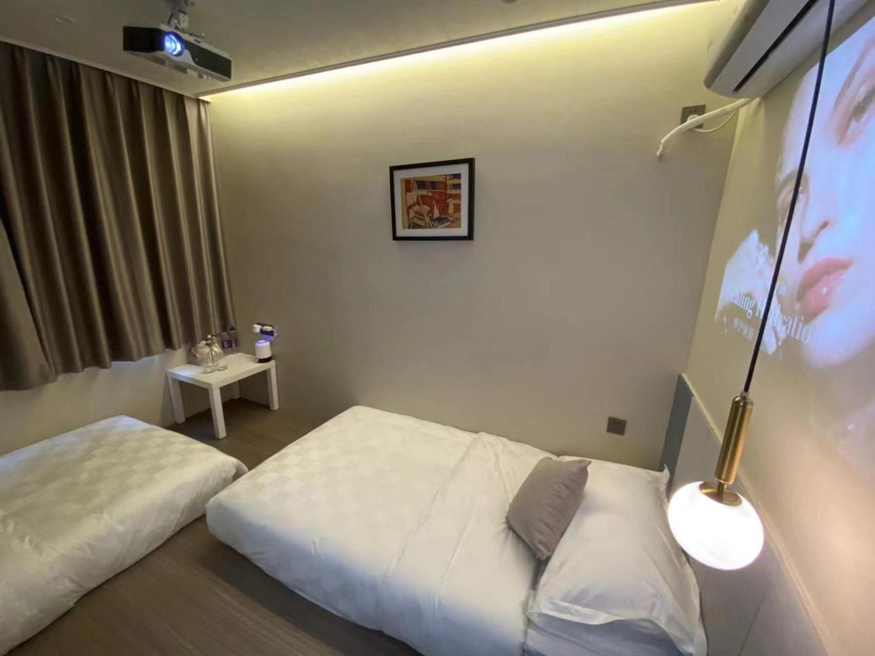 Puzzle Hotel Guangzhou Fenghuang New Village Subway Station מראה חיצוני תמונה